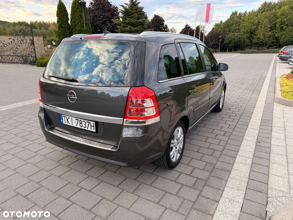 Opel Zafira 1.8 Innovation 110 Jahre - 30