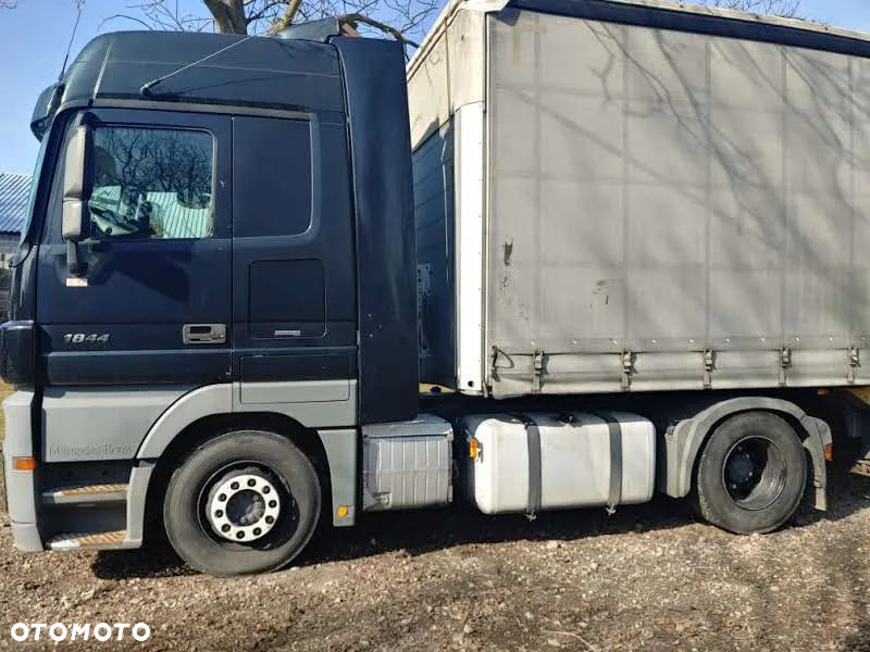 Mercedes-Benz ACTROS - 5