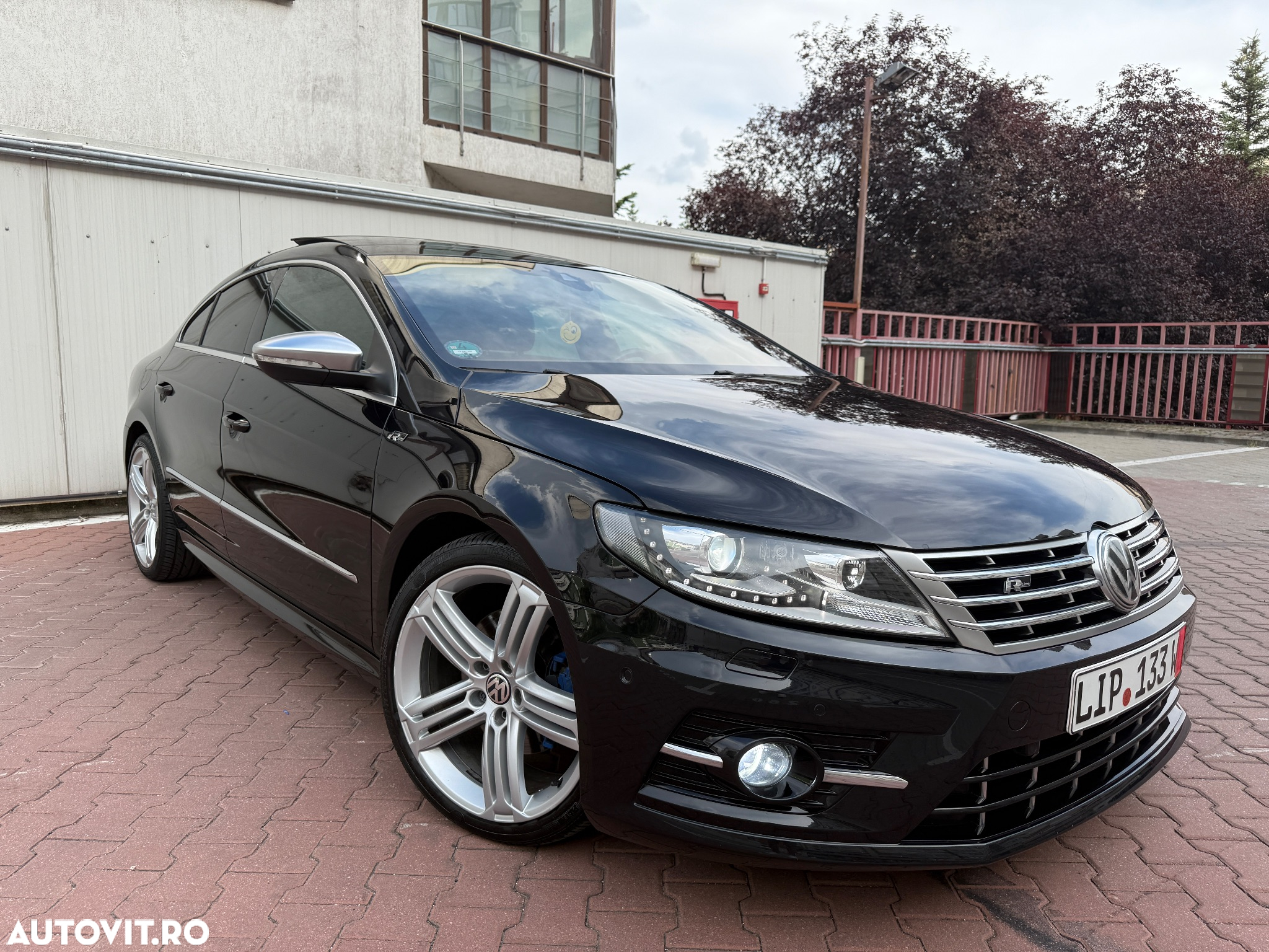 Volkswagen Passat CC 2.0 TDI 4Motion BlueMotion Technology DSG - 2