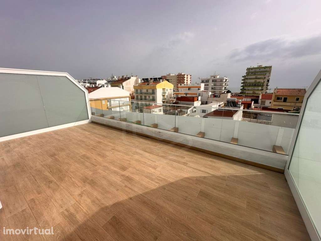 Apartamento T3 duplex, em fase final de construção, a 150 metros da... - Grande imagem: 2/17