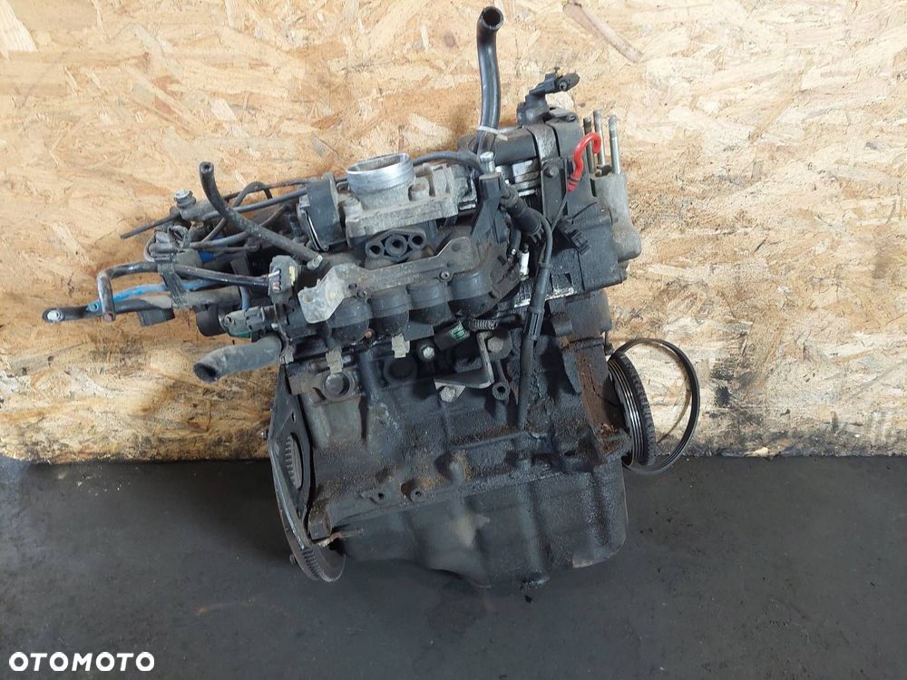 SILNIK BENZYNOWY SŁUPEK FIAT PANDA II 1.1 8V 187A1000 - 1