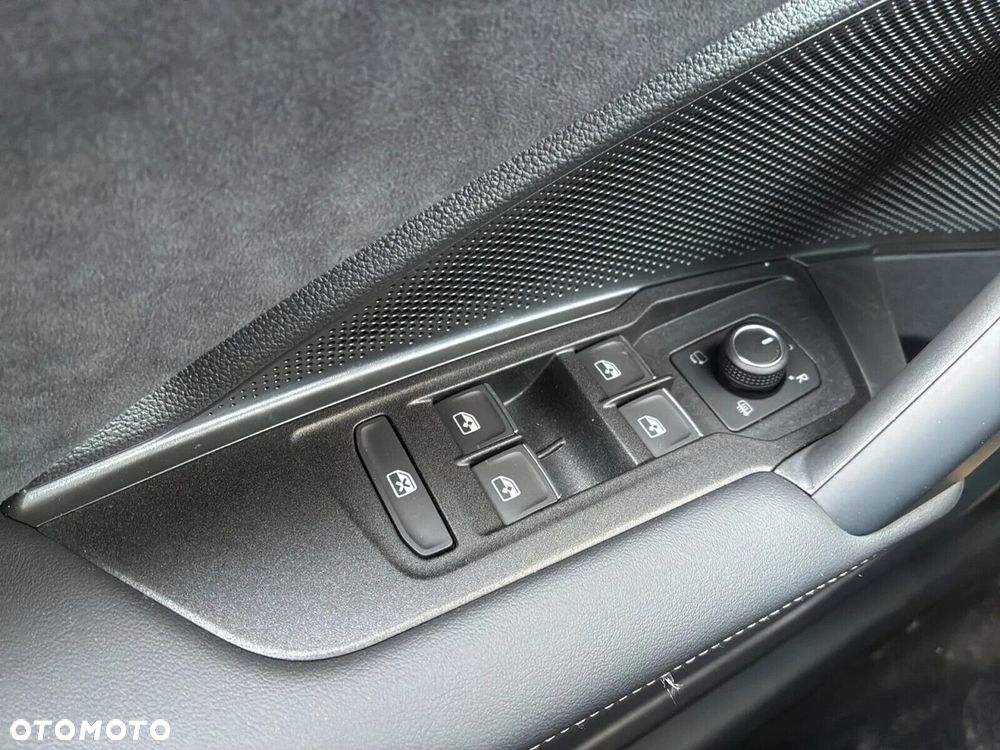 Volkswagen Tiguan - 24