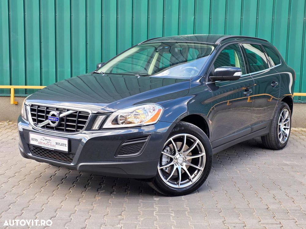 Volvo XC 60 D3 AWD Momentum - 1