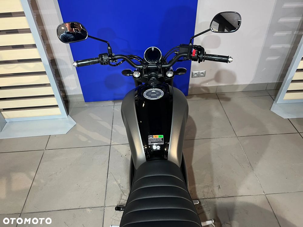 Yamaha XSR - 6