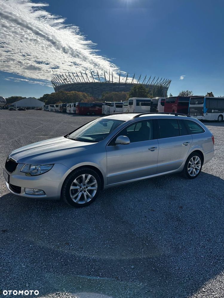 Skoda Superb 2013 photo 3
