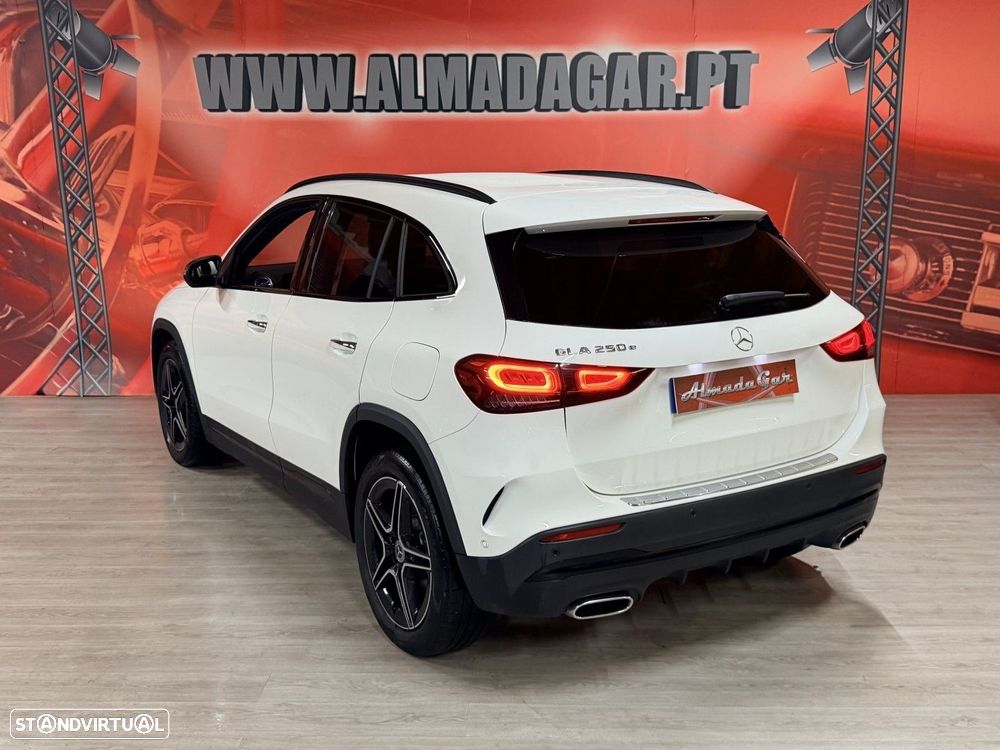 Mercedes-Benz GLA 250 e AMG Line - 3