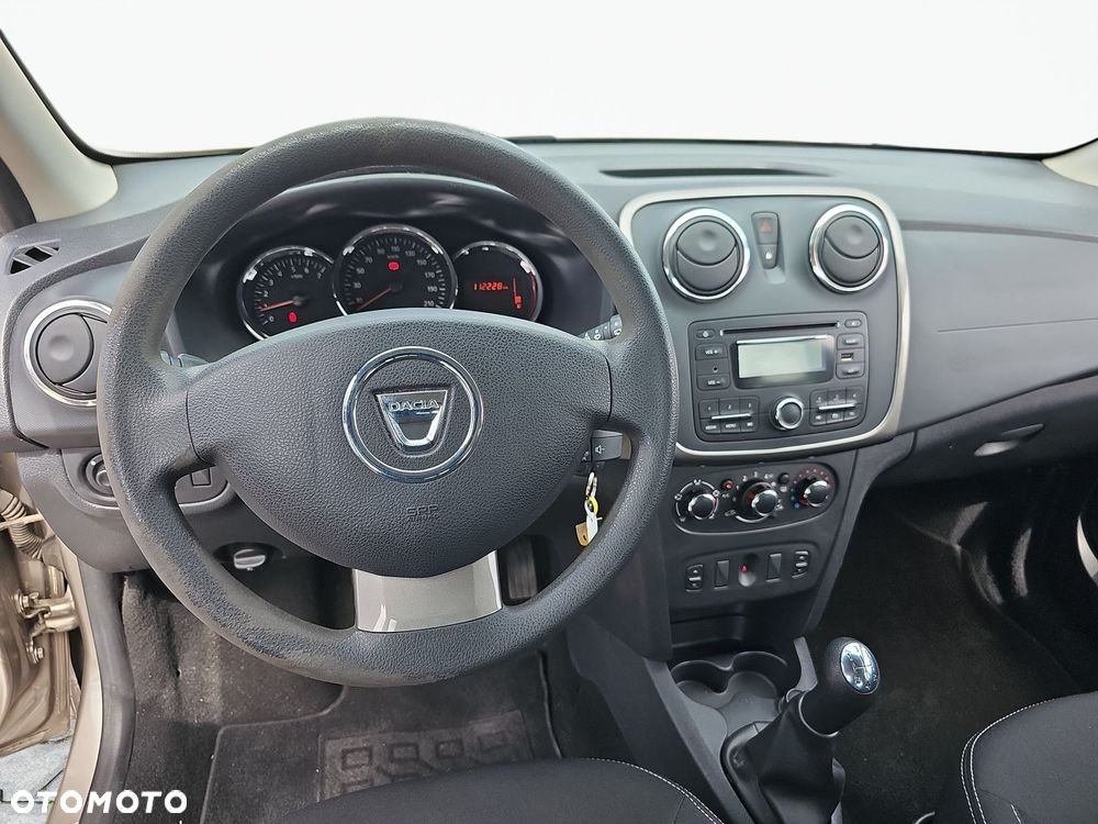 Dacia Sandero 1.2 16V Laureate - 12