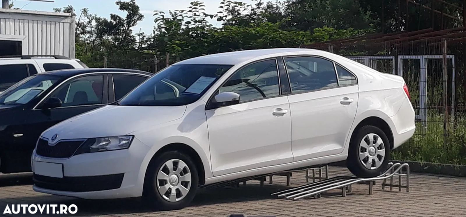 Skoda RAPID 1.2 TSI Ambition - 1