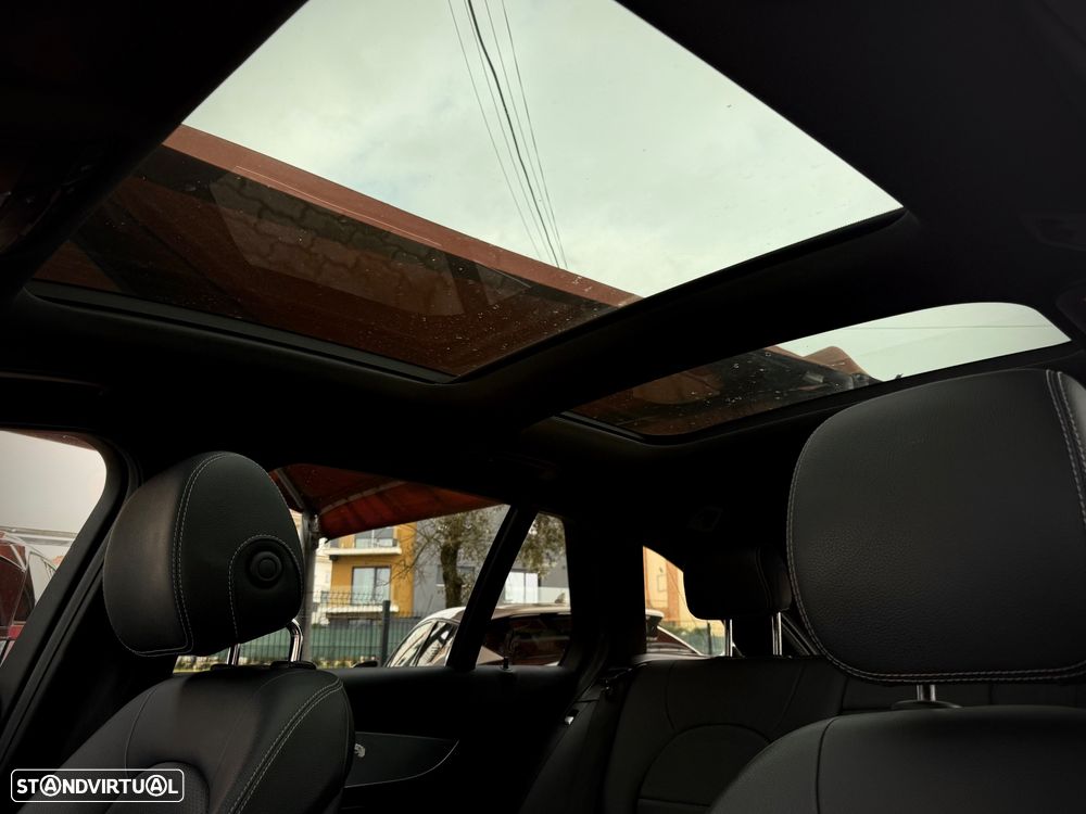 Mercedes-Benz C 300 h AMG Line - 20