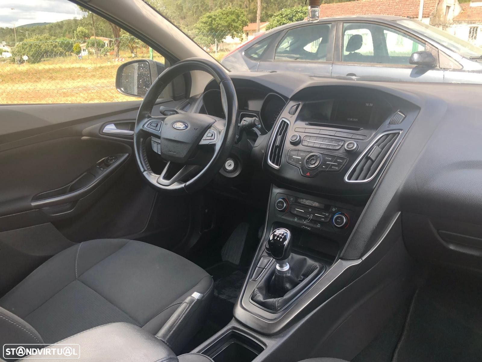 Ford Focus 1.5 TDCi Titanium - 11