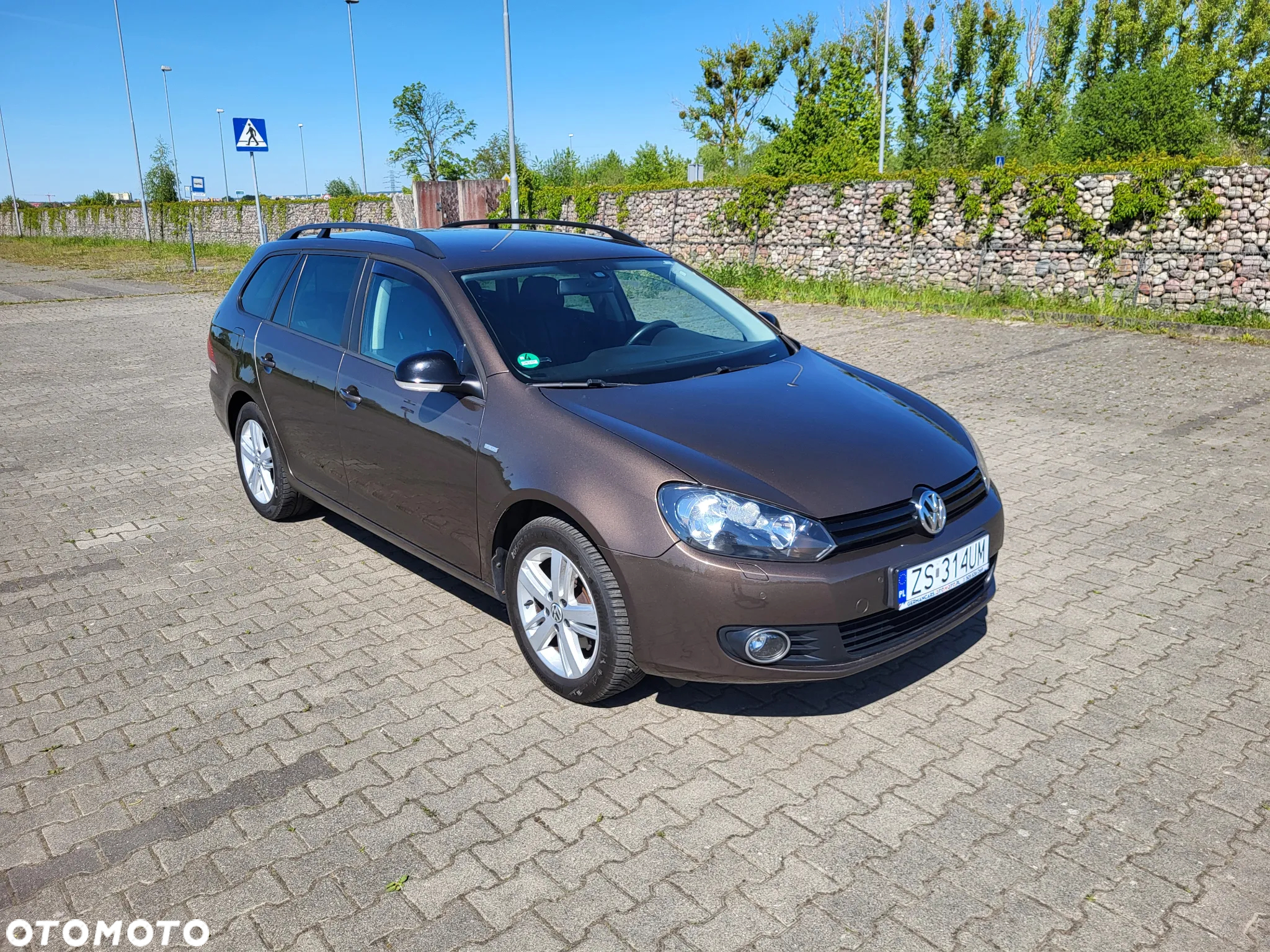 Volkswagen Golf VII 1.2 TSI BMT Trendline - 2
