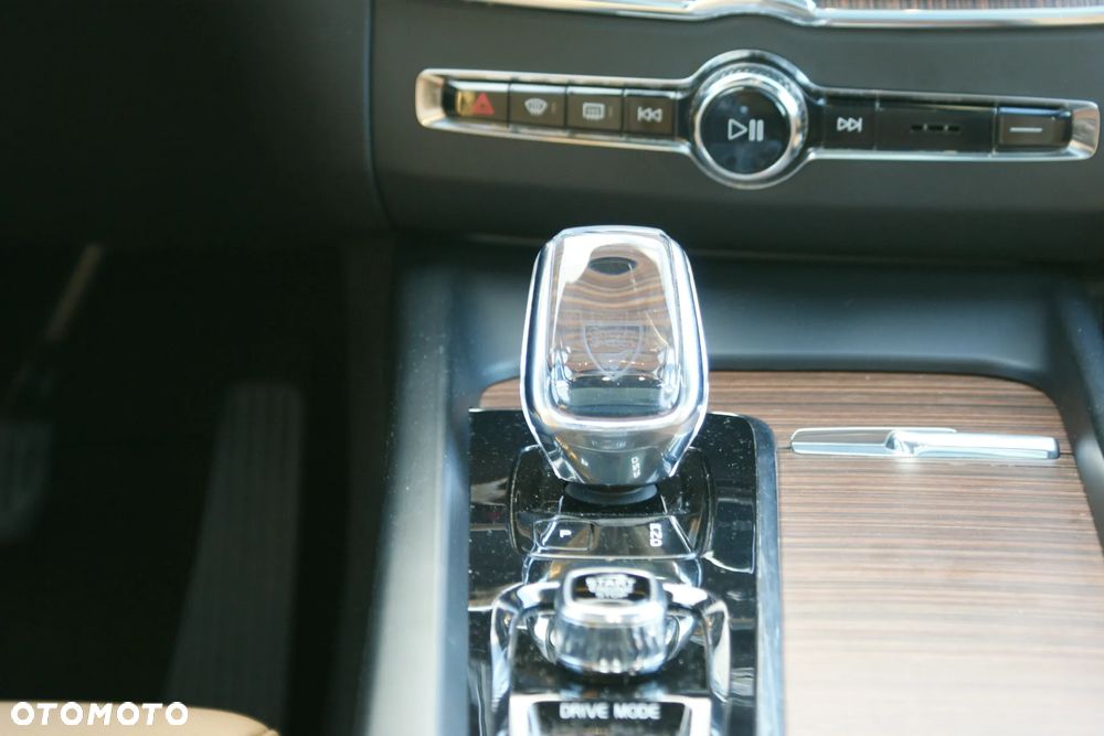 Volvo XC 60 B5 D AWD Geartronic Inscription - 28