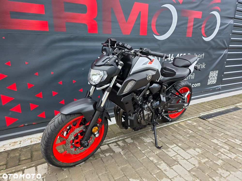 Yamaha MT - 4