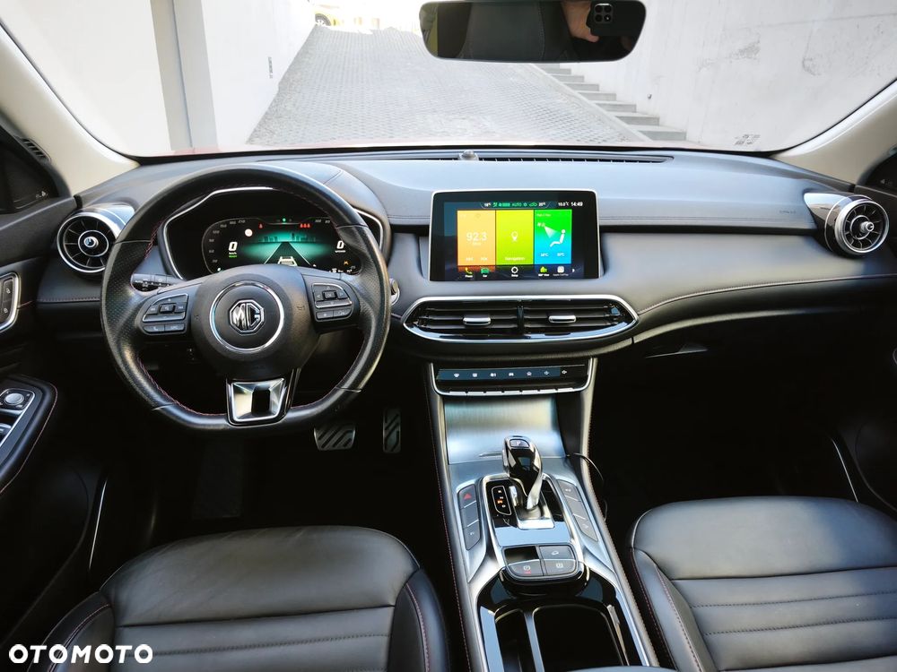 MG EHS Luxury - 7