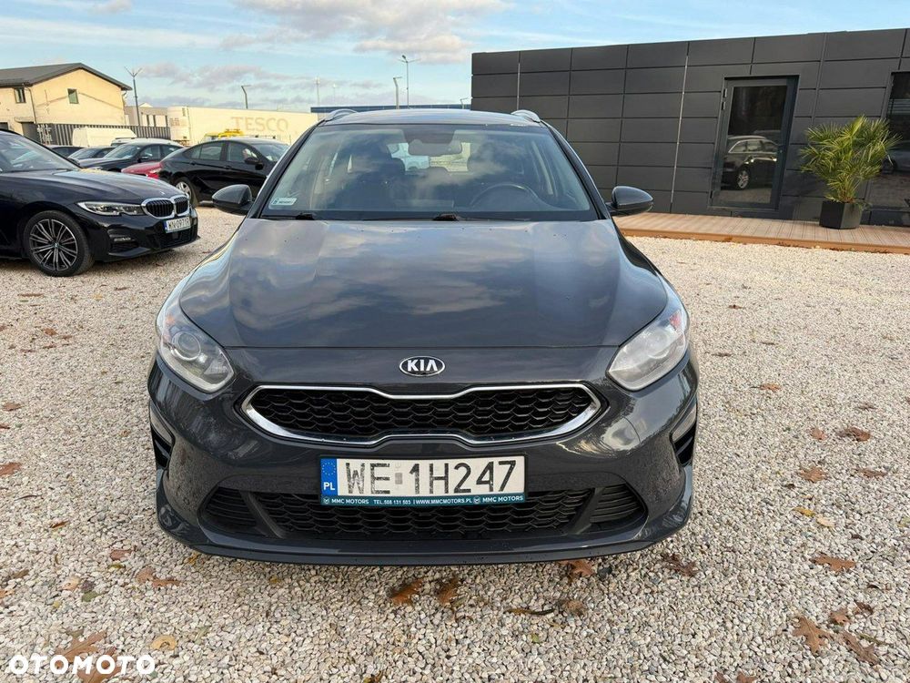 Kia Ceed - 28