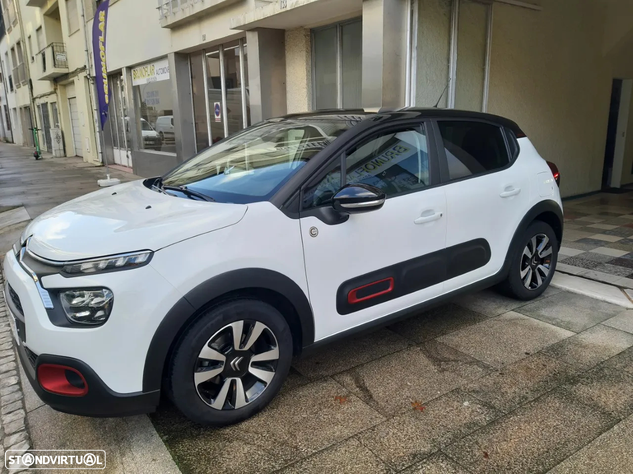 Citroën C3 1.2 PureTech C-Series - 2