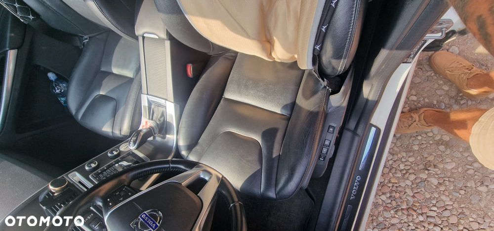 Volvo XC 60 D4 AWD Summum - 5
