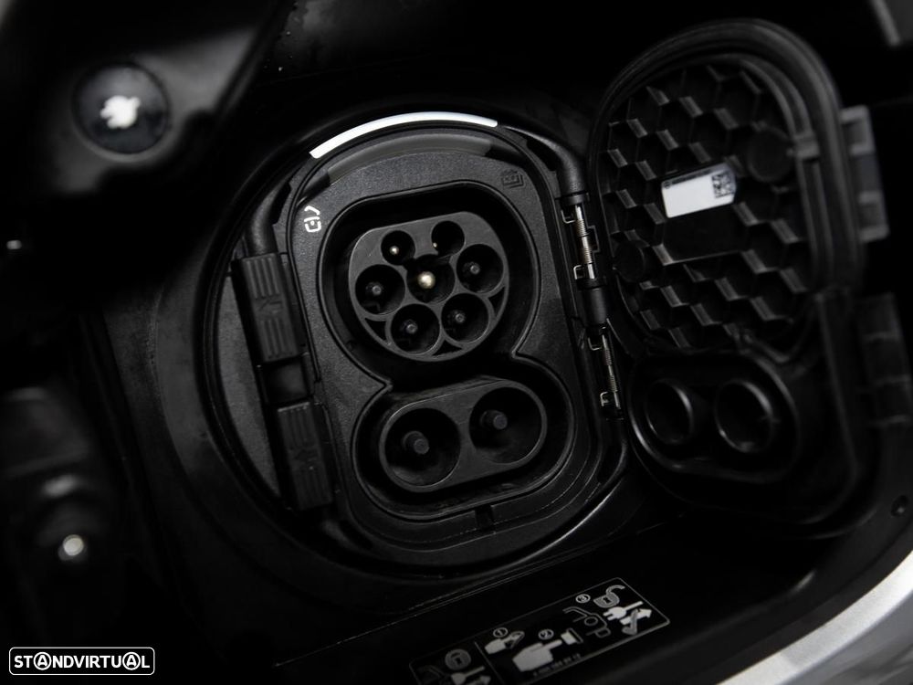 Mercedes-Benz EQA 250 Progressive - 13