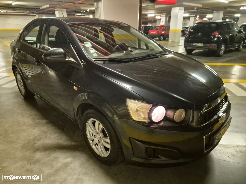 Chevrolet Aveo 1.2 LT Bi-Fuel - 8
