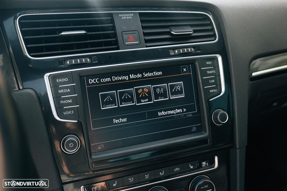 VW Golf 2.0 TSi GTi DSG Performance - 31