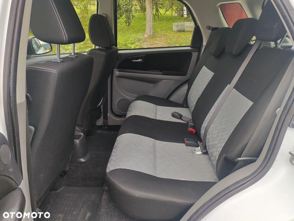 Suzuki SX4 1.6 Premium 4WD - 10
