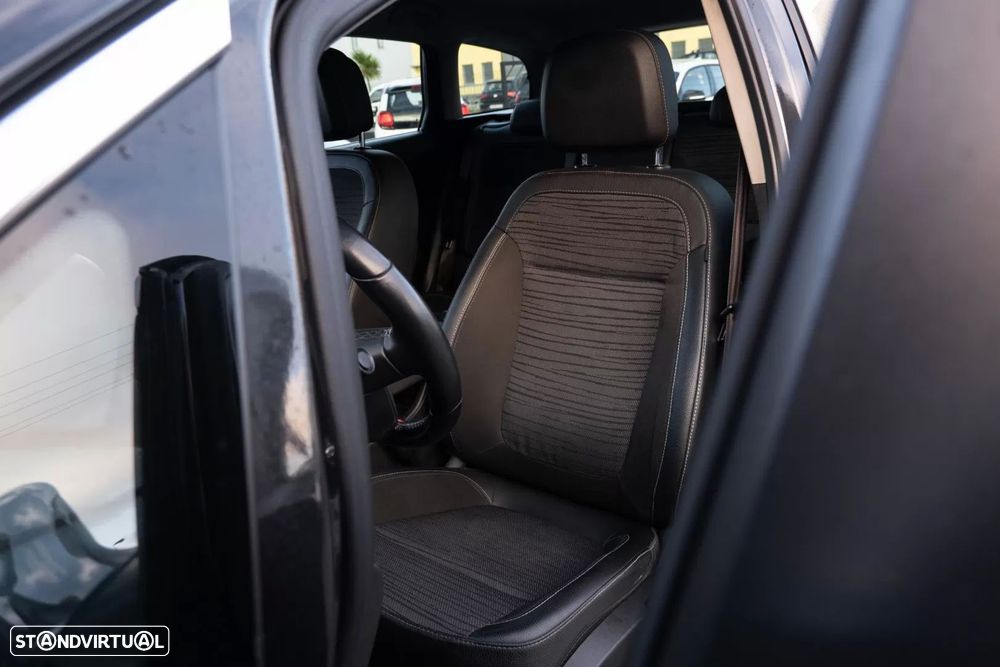 Opel Astra Sports Tourer 1.6 CDTi Executive S/S - 22