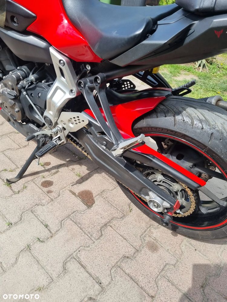Yamaha MT - 6
