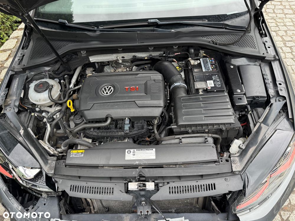 Volkswagen Golf - 13