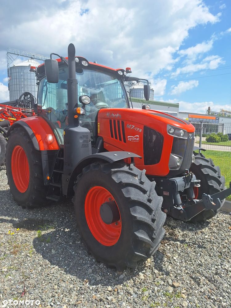 Kubota M7 173 - 2