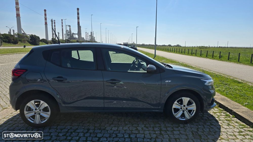 Dacia Sandero - 6