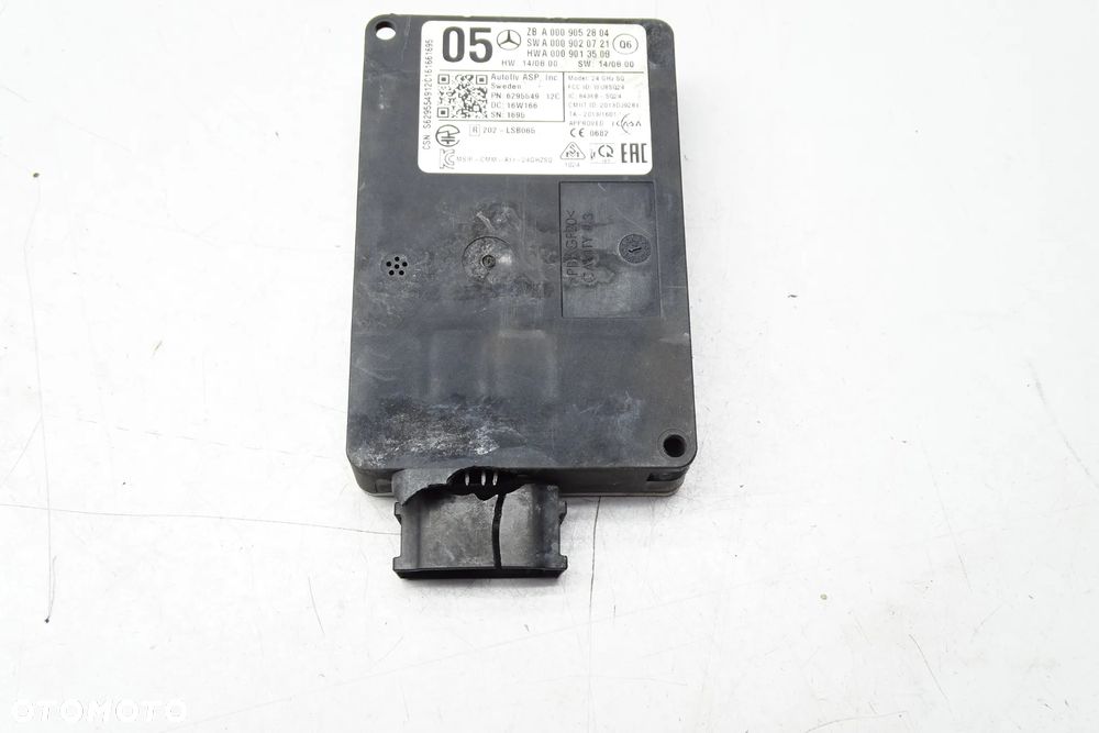 MERCEDES W205 W246 W117 W218 Radar Sensor Distronic 0009052804 - 1