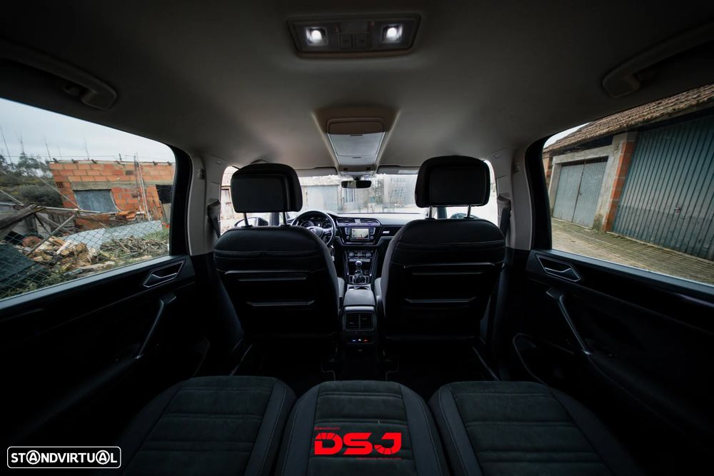 VW Touran 1.6 TDI Highline - 9