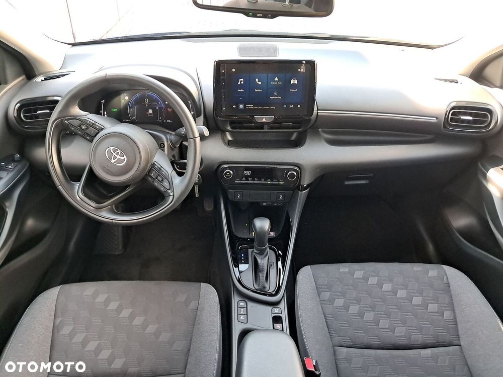 Toyota Yaris Hybrid 1.5 Style - 13