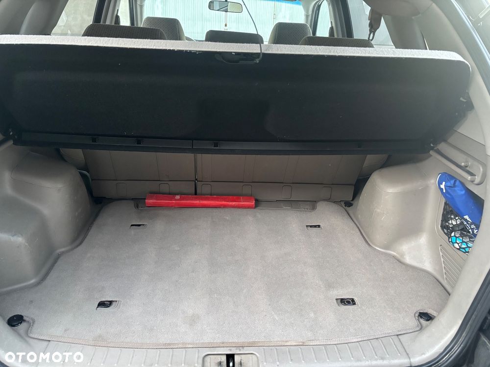 Hyundai Tucson 2.0 CRDi Active - 23