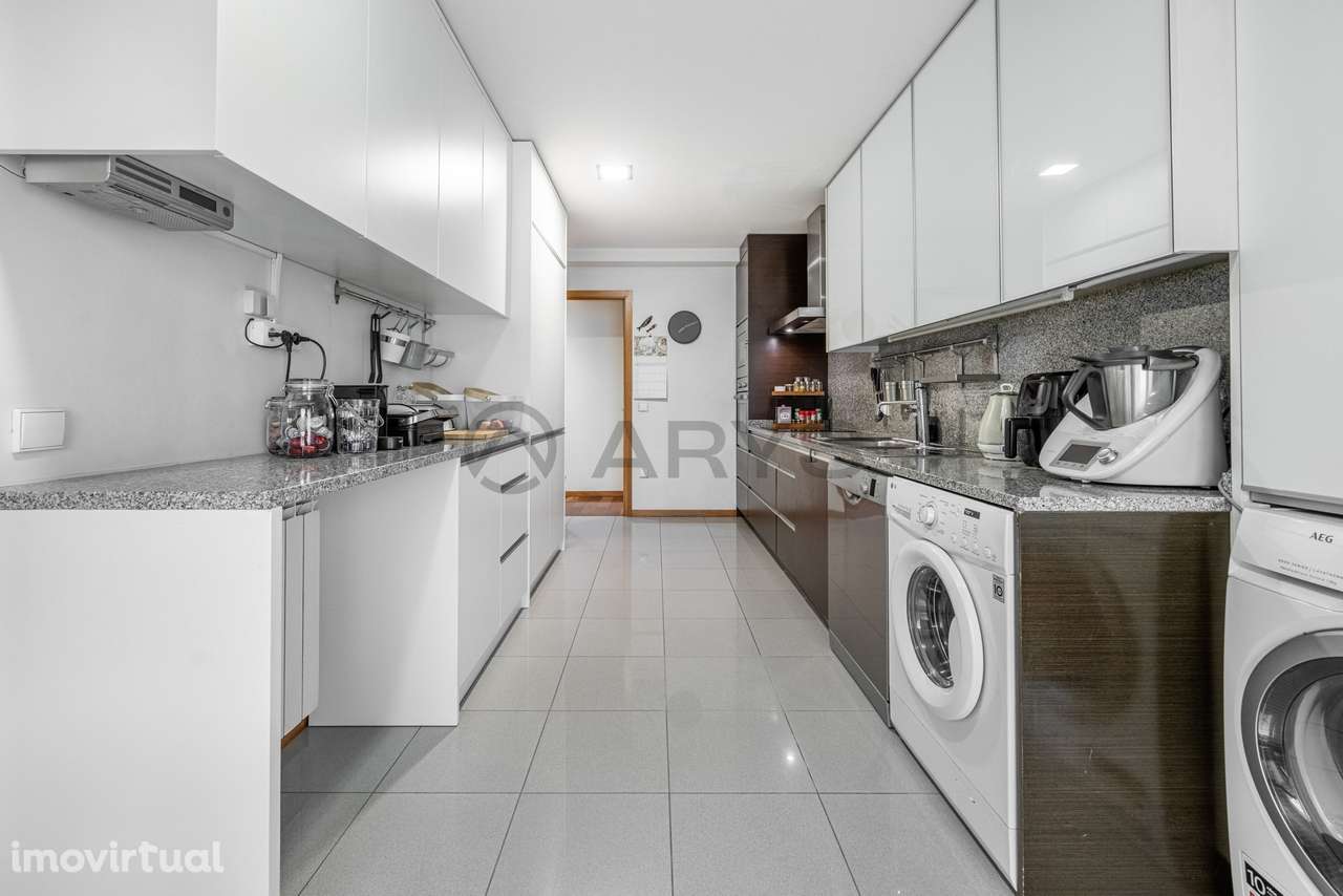 Apartamento T3 de luxo em zona exclusiva de Braga - Grande imagem: 4/26