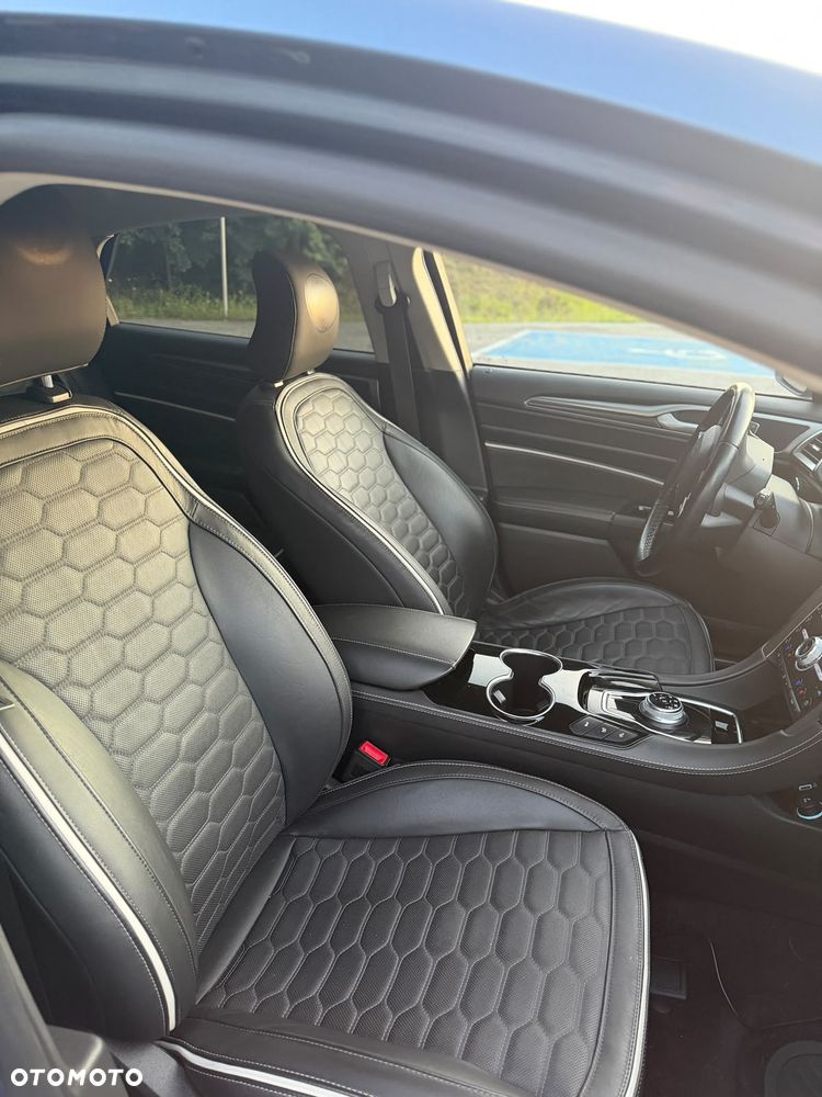 Ford Mondeo 2.0 EcoBlue Vignale - 9