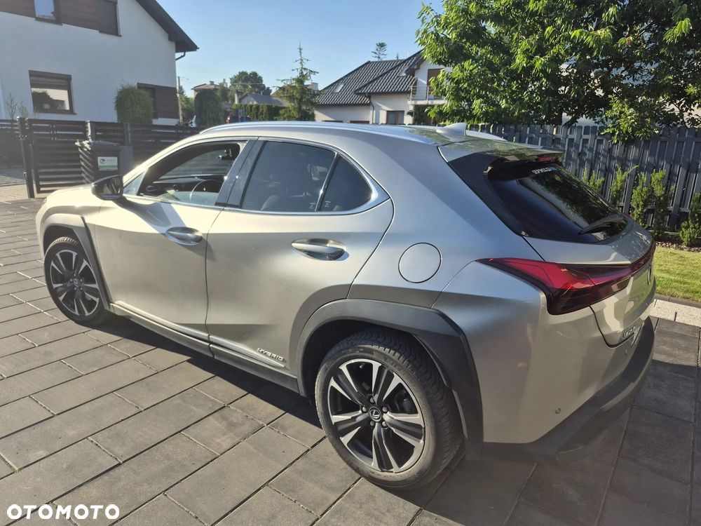 Lexus UX 250h GPF Business Edition 2WD - 4