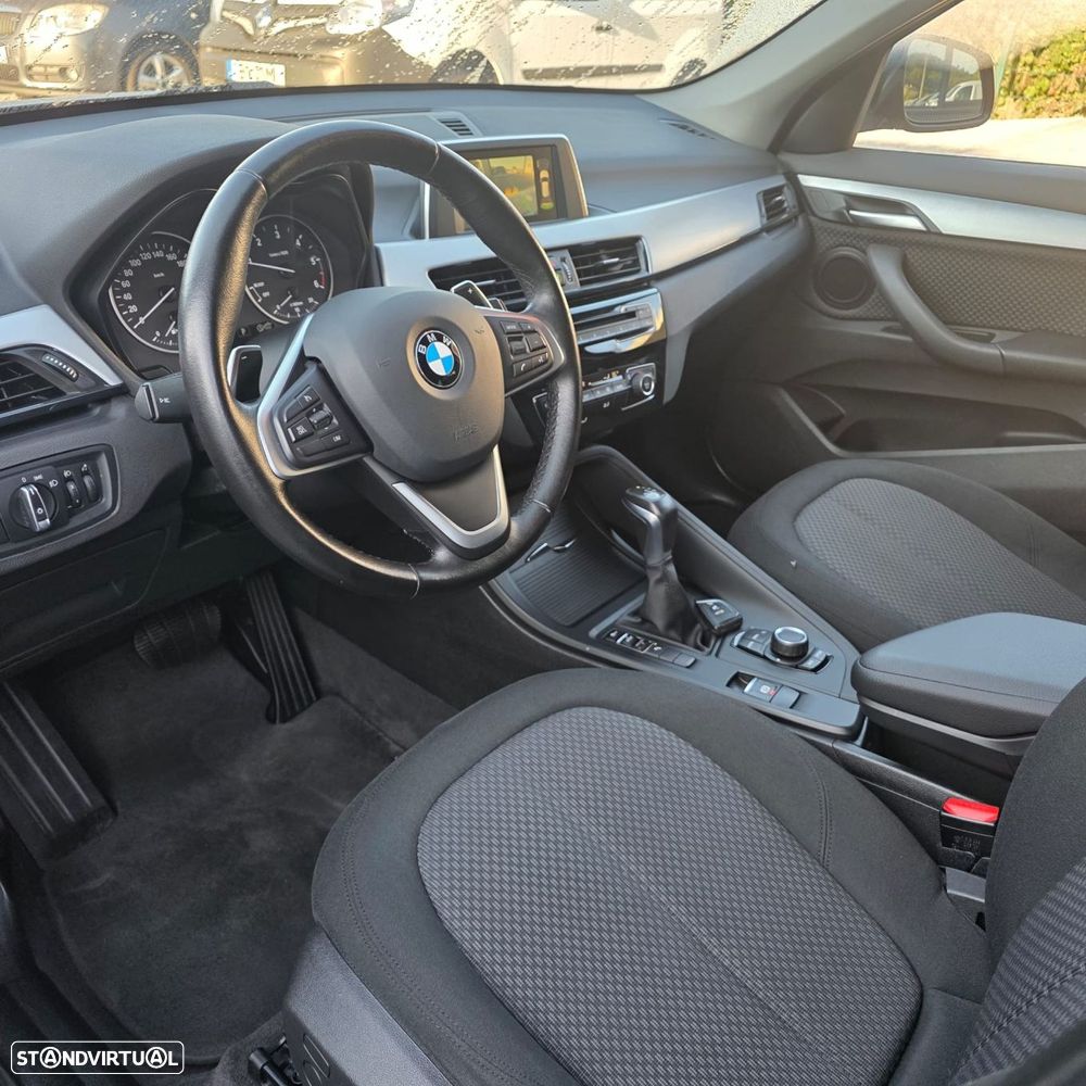 BMW X1 20 d sDrive Auto Advantage - 5