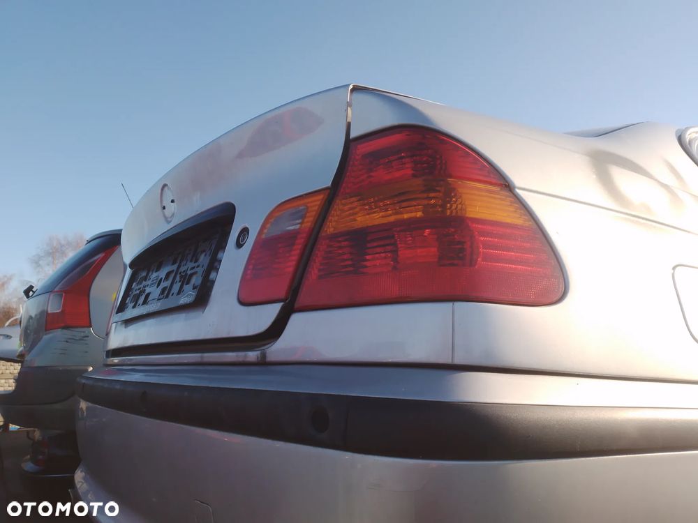 BMW E46 LIFT 318i  01-05   ZDERZAK TYŁ TYLNY   354/7 - 17