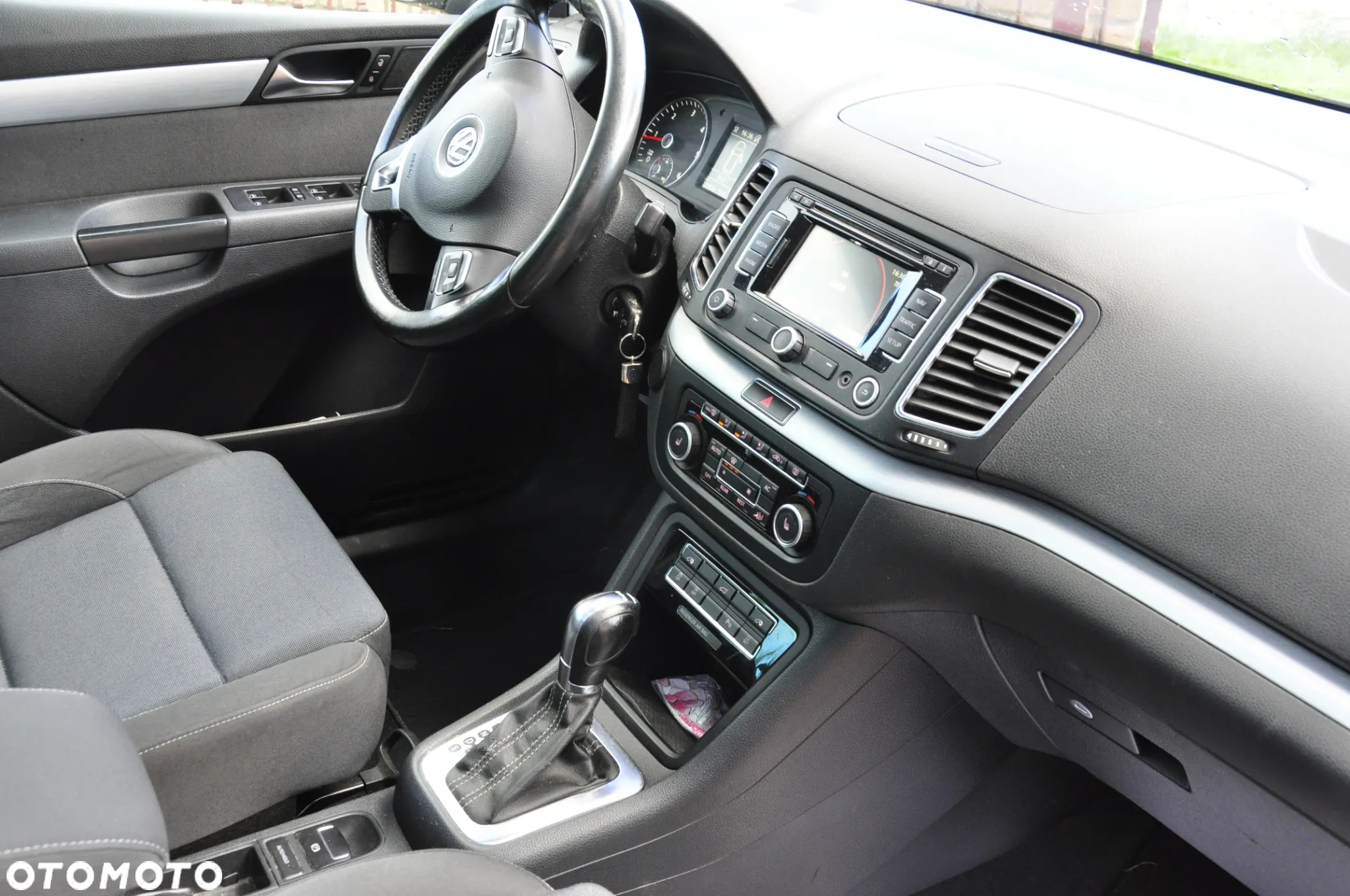 Volkswagen Sharan 2.0 TDI Highline DSG - 12