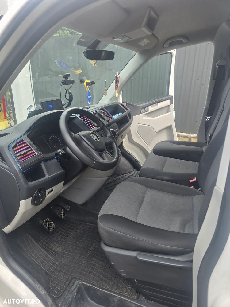 Volkswagen Transporter t6 - 2