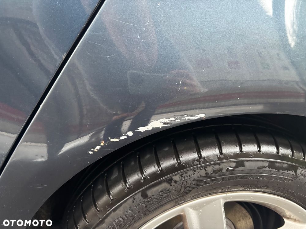 Volkswagen Golf - 12