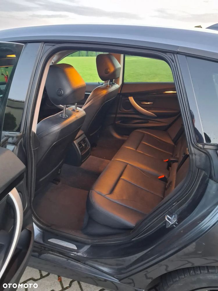 BMW 3GT 318d Sport Line - 16