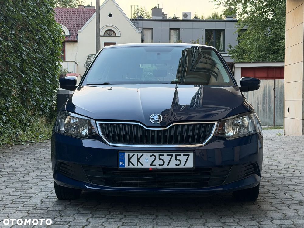 Skoda Fabia 1.2 TSI Active - 2