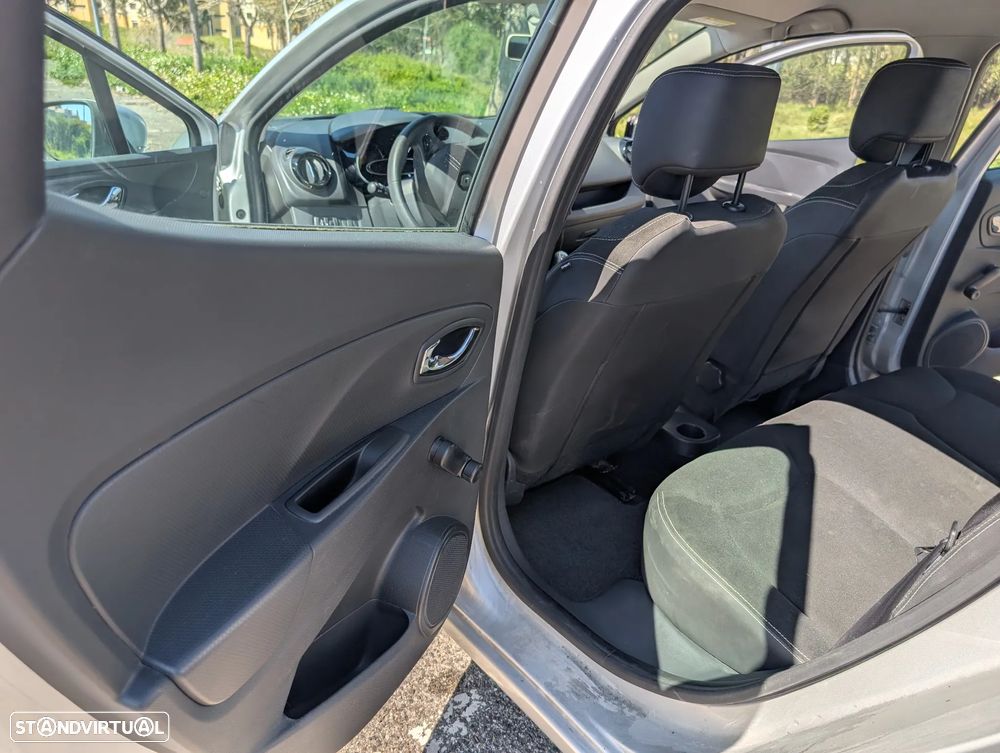 Renault Clio 0.9 TCE Dynamique S - 19