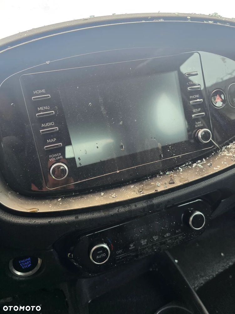 Toyota Aygo X S-CVT Limited - 7