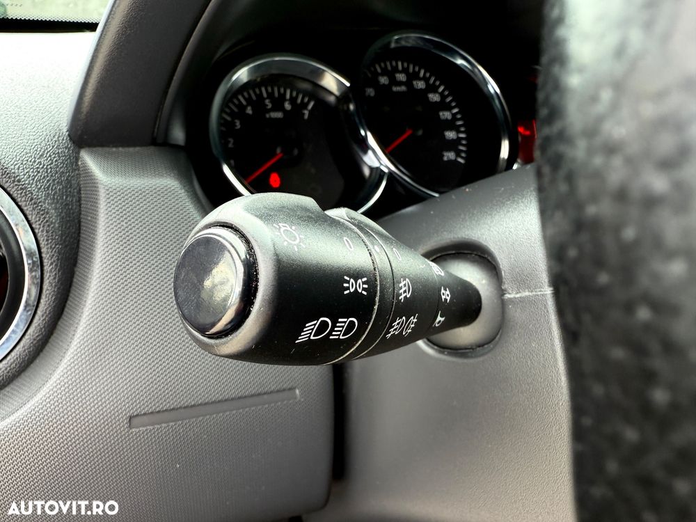 Dacia Duster dCi 110 FAP 4x2 Prestige - 23