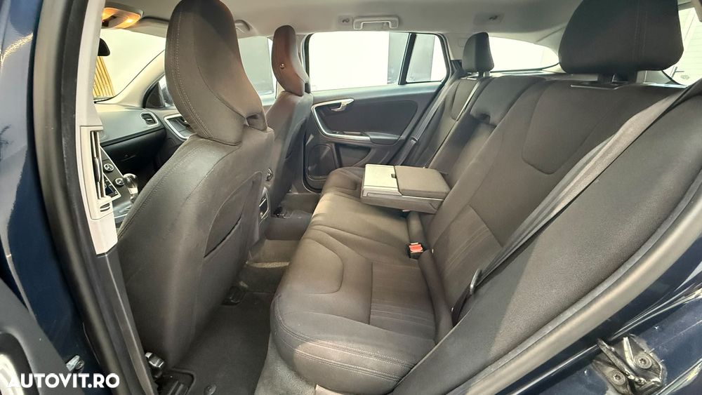 Volvo V60 - 18