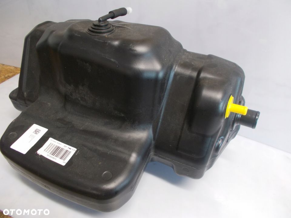 ZBIORNIK AD-BLUE KPL. IVECO DAILY 2019-5802327987 - 2