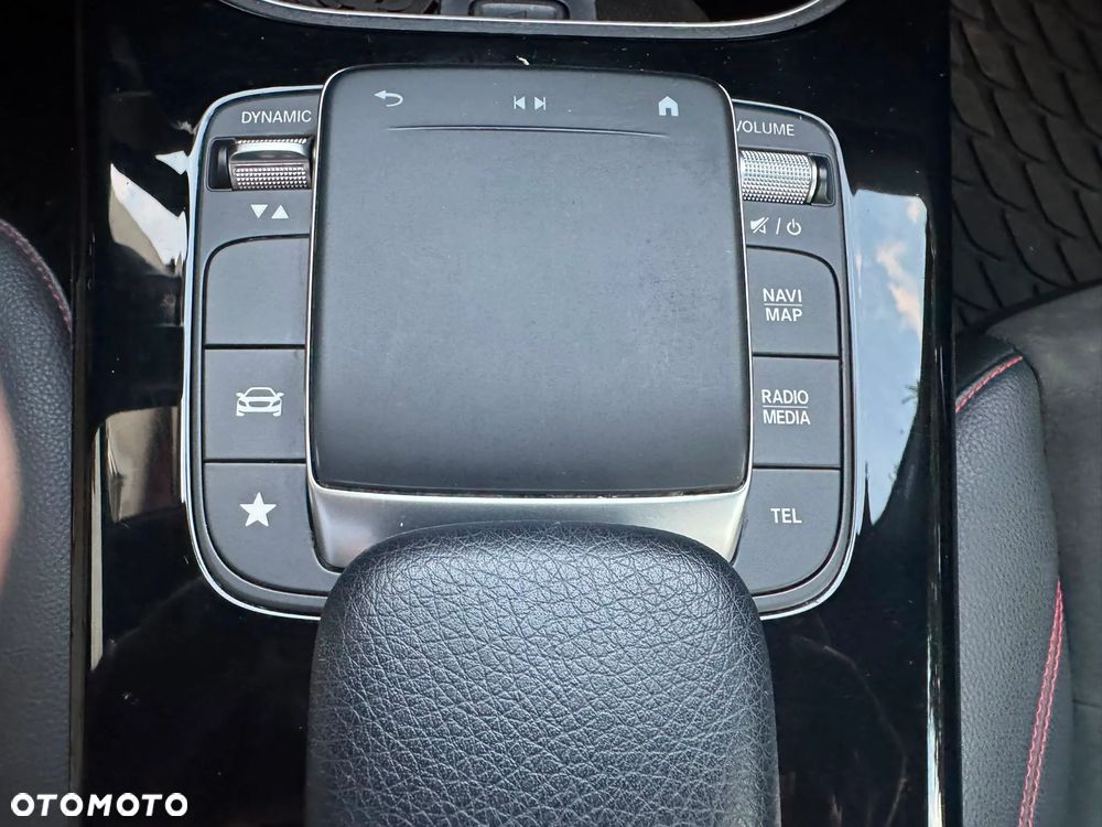Mercedes-Benz CLA 250 4Matic 7G-DCT AMG Line - 27